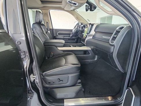 Used 2020 RAM 2500 Laramie image 27
