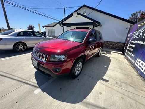 Used 2015 Jeep Compass Sport w/ Power Value Group FWD image 8