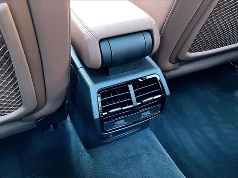 Used 2025 Audi Q3 2.0T Premium w/ Convenience Package image 10