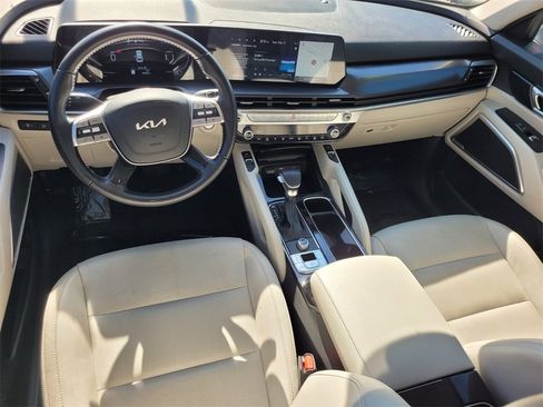 Used 2023 Kia Telluride S image 10