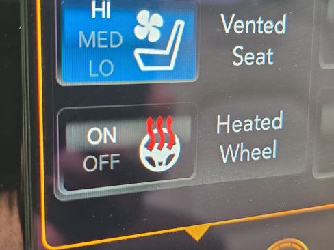 Used 2021 RAM 1500 Laramie w/ Laramie Southwest Edition RWD image 25