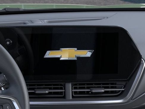New 2026 Chevrolet Trax ACTIV FWD image 20