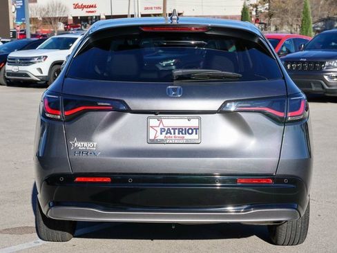 Used 2025 Honda HR-V EX-L image 4