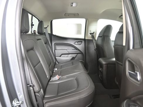 Used 2021 Chevrolet Colorado LT w/ Safety Package image 16