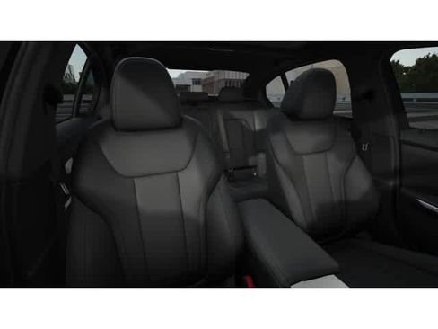 Used 2026 BMW 330i Sedan w/ M Sport Package image 11