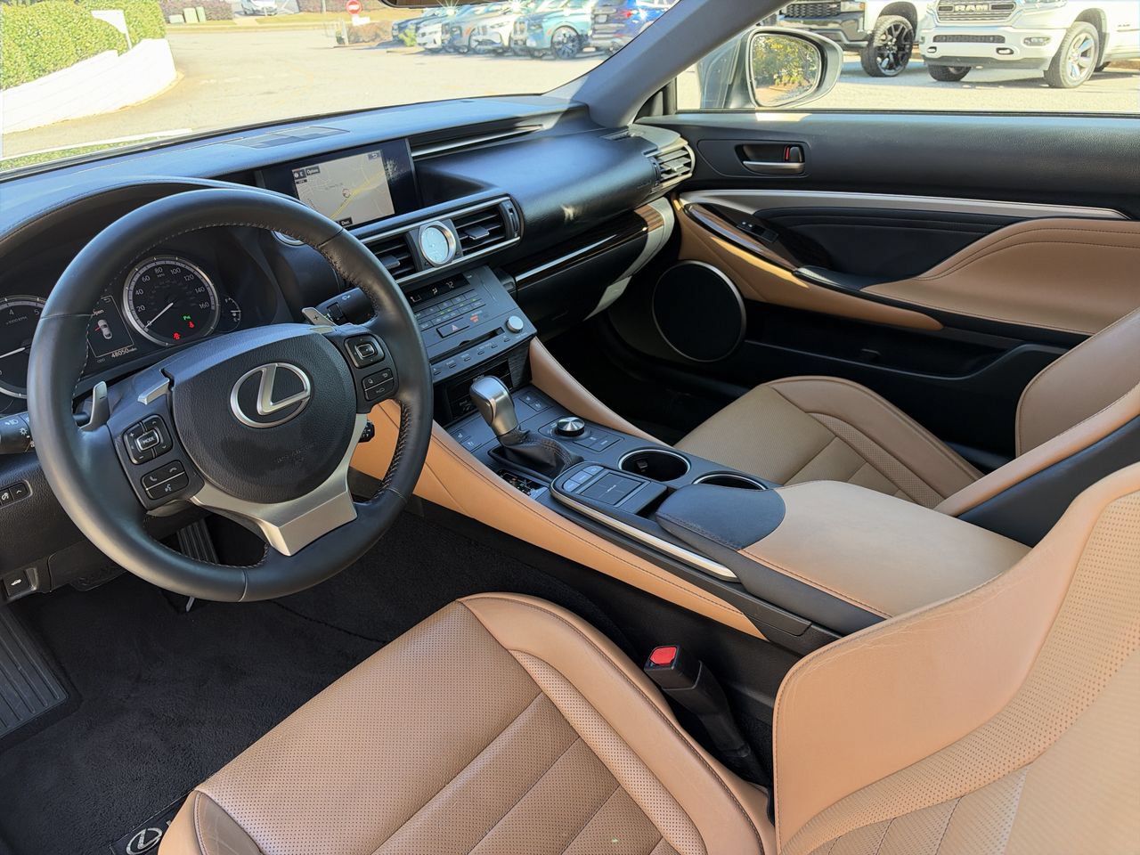Used 2015 Lexus RC 350 w/ Luxury Package RWD image 28