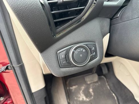 Used 2018 Ford Escape SEL AWD/4WD image 10