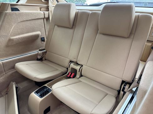 Used 2009 BMW X5 xDrive30i image 12