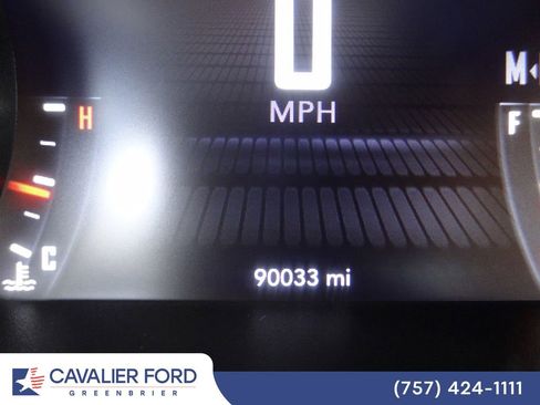 Used 2020 Dodge Challenger SXT w/ Blacktop Package RWD image 17