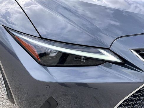 Used 2024 Lexus IS 300 w/ Premium Package RWD image 33