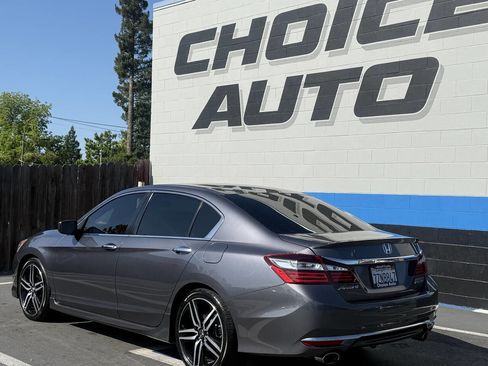 Used 2017 Honda Accord Sport Special Edition image 25