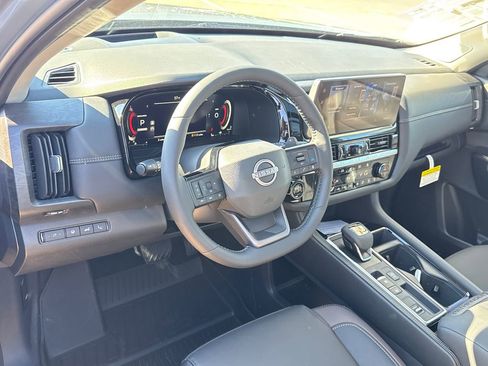 New 2026 Nissan Pathfinder Platinum image 20