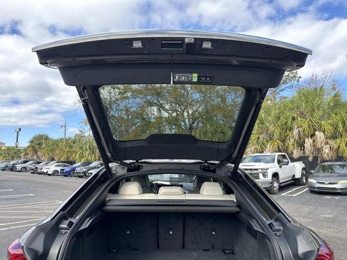 New 2026 BMW X6 xDrive40i w/ Executive Package image 12