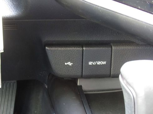 Used 2024 Toyota Camry SE FWD image 27