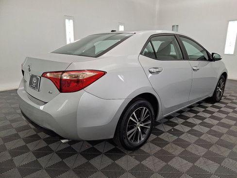 Used 2017 Toyota Corolla LE image 24