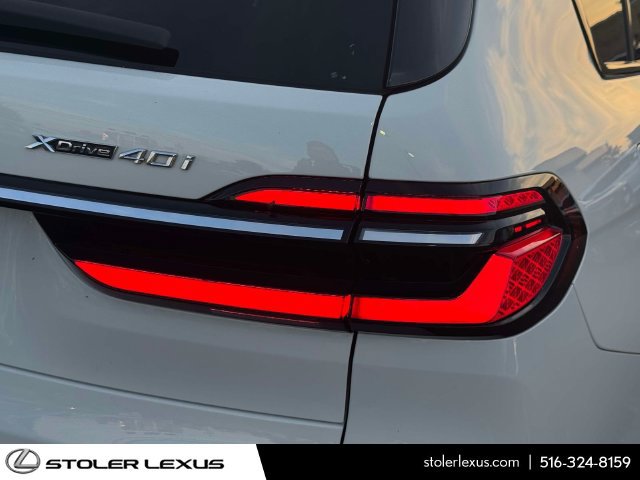 Used 2023 BMW X7 xDrive40i w/ M Sport Package AWD/4WD image 13