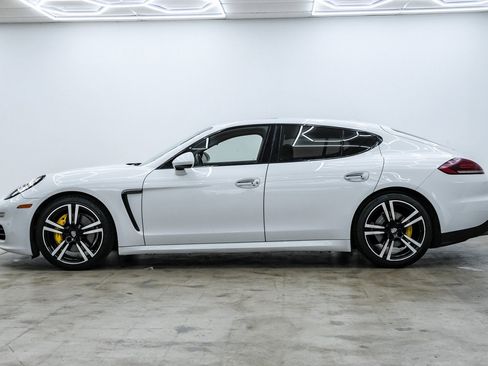 Used 2014 Porsche Panamera S image 8
