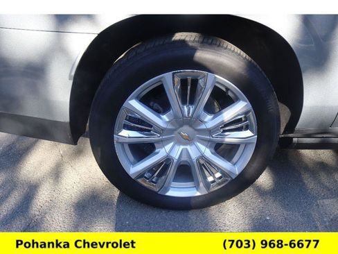 Certified 2024 Chevrolet Suburban High Country image 27