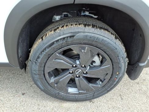 New 2026 Nissan Rogue SV FWD image 4