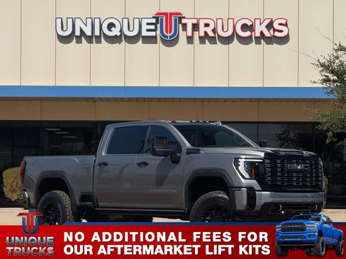 Used 2025 GMC Sierra 2500 Denali Ultimate w/ Max Trailering Package AWD/4WD image 1