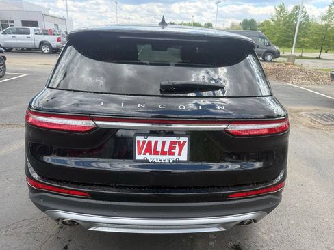 Used 2023 Lincoln Corsair AWD w/ Equipment Group 101A image 10
