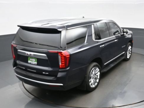 Used 2023 GMC Yukon SLT AWD/4WD image 42