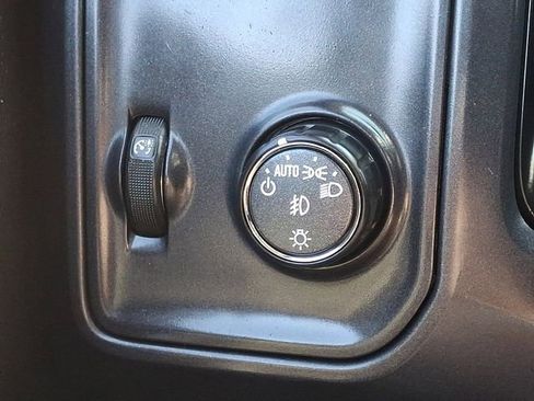 Used 2018 GMC Sierra 1500 4x4 Double Cab w/ Elevation Edition image 22