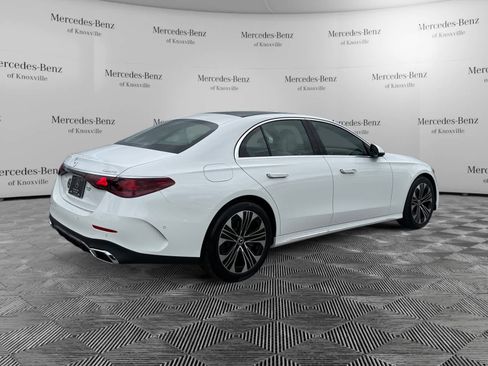Used 2026 Mercedes-Benz E 350 4MATIC Sedan image 5
