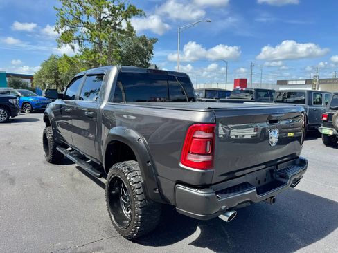 Used 2019 RAM 1500 Big Horn RWD image 6