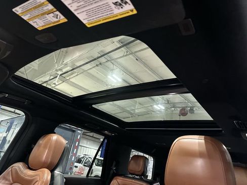 Used 2020 Lincoln Navigator Reserve w/ Equipment Group 208A Reserve image 20