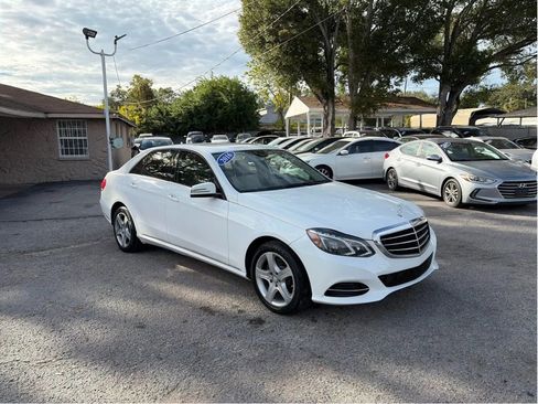 Used 2016 Mercedes-Benz E 250 Sedan image 3