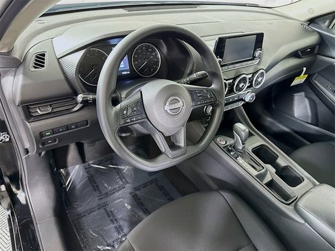 Certified 2025 Nissan Sentra S image 17