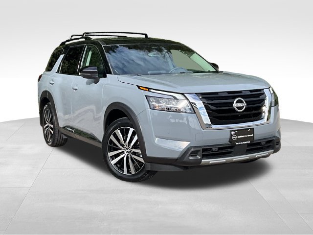 Certified 2024 Nissan Pathfinder Platinum AWD/4WD image 1