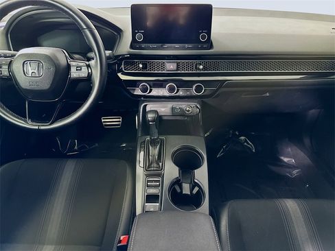 Used 2023 Honda Civic Sport image 18