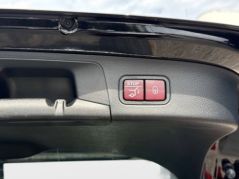 Used 2025 Mercedes-Benz GLA 35 AMG GLA 35 AMG image 32