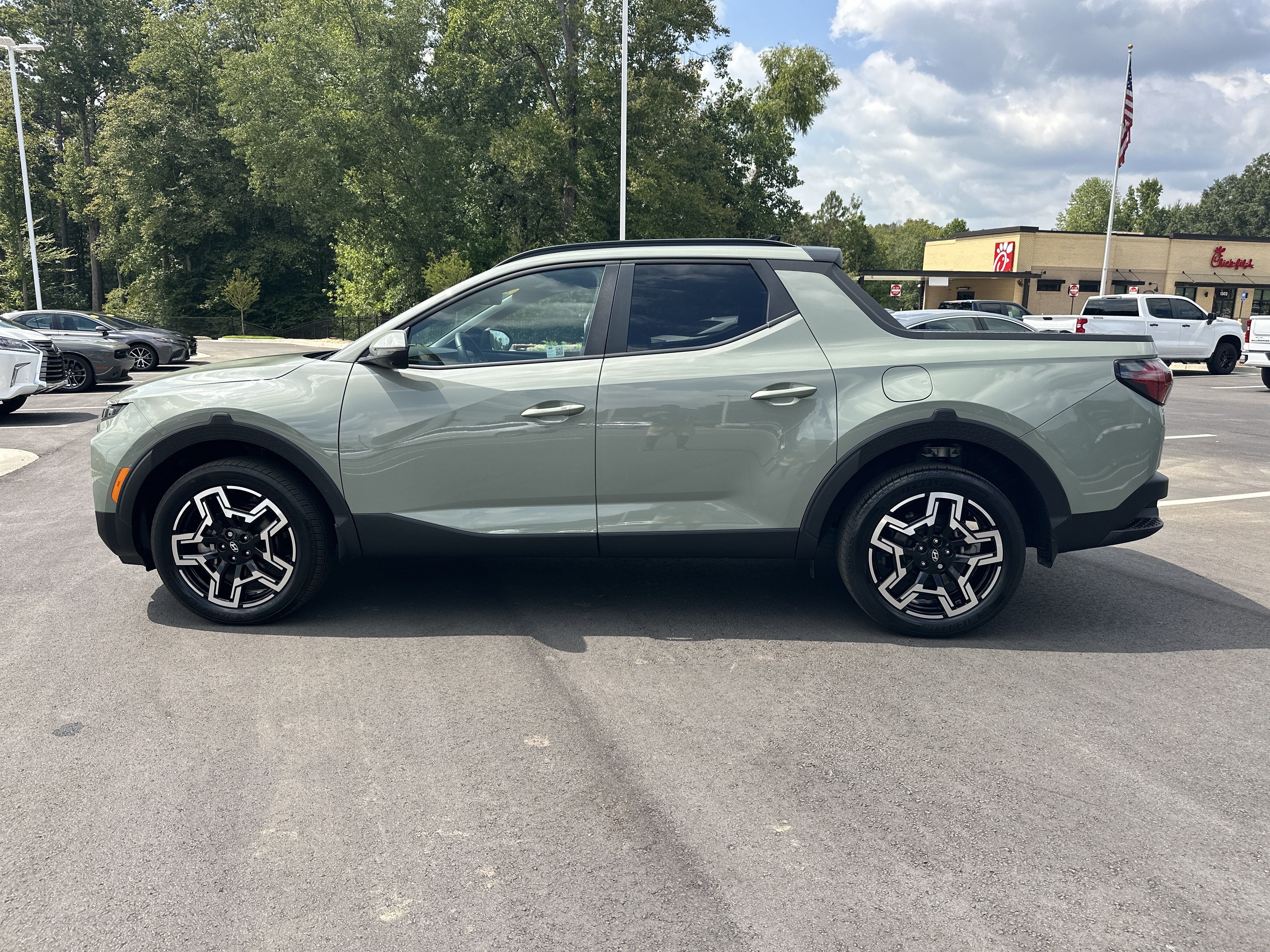 Used 2026 Hyundai Santa Cruz Limited AWD/4WD image 5