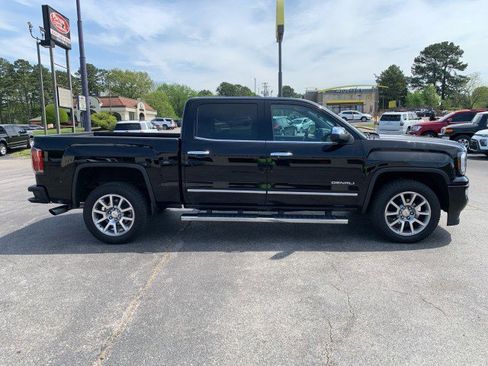 Used 2017 GMC Sierra 1500 Denali image 5