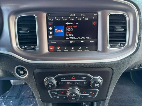 Used 2022 Dodge Charger GT image 15