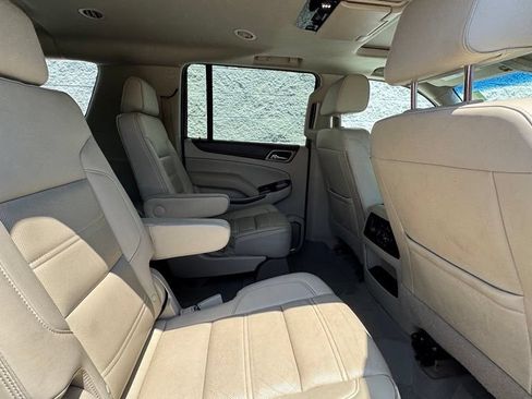 Used 2018 GMC Yukon XL Denali w/ Open Road Package AWD/4WD image 9