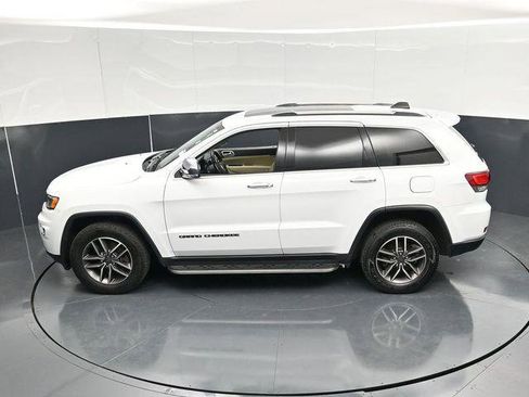 Certified 2021 Jeep Grand Cherokee Limited w/ Sun & Sound Group AWD/4WD image 53