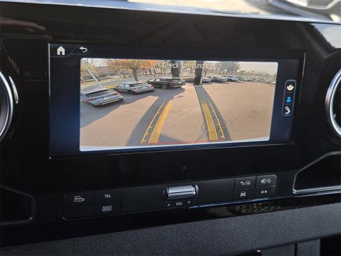Used 2025 Mercedes-Benz Sprinter 2500 image 17