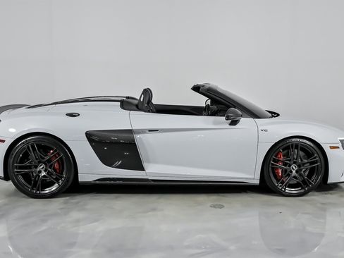 Used 2020 Audi R8 V10 performance image 14