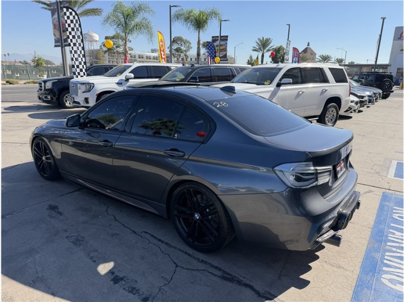 Used 2017 BMW 340i Sedan RWD image 52