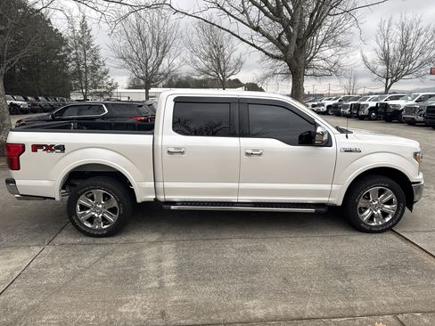 Used 2018 Ford F150 Lariat image 8