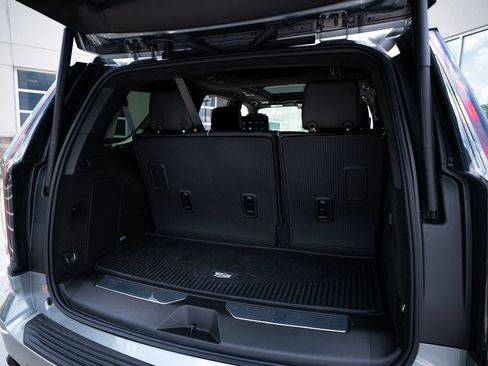 Used 2025 Cadillac Escalade V w/ LPO, ONYX Package AWD/4WD image 51