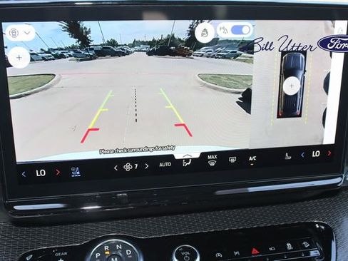 New 2025 Ford Expedition Platinum w/ Stealth Appearance Package image 17