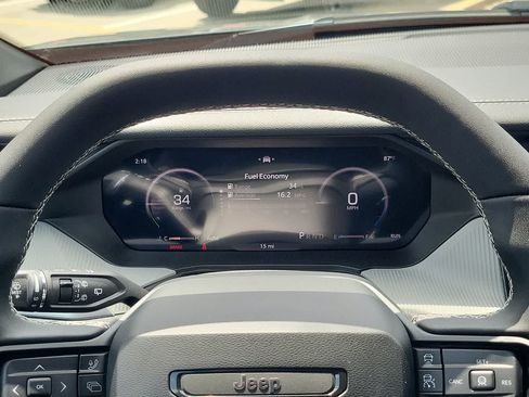 New 2026 Jeep Cherokee Laredo AWD/4WD image 26