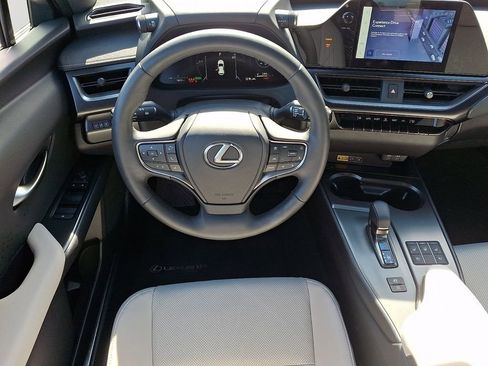 Used 2025 Lexus UX 300h AWD w/ Accessory Package (Z1) image 12