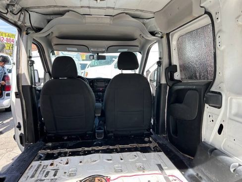 Used 2017 RAM ProMaster City Tradesman SLT w/ Rear Back-up Camera Group FWD image 13