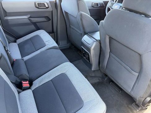 Used 2023 Ford Bronco Base image 15